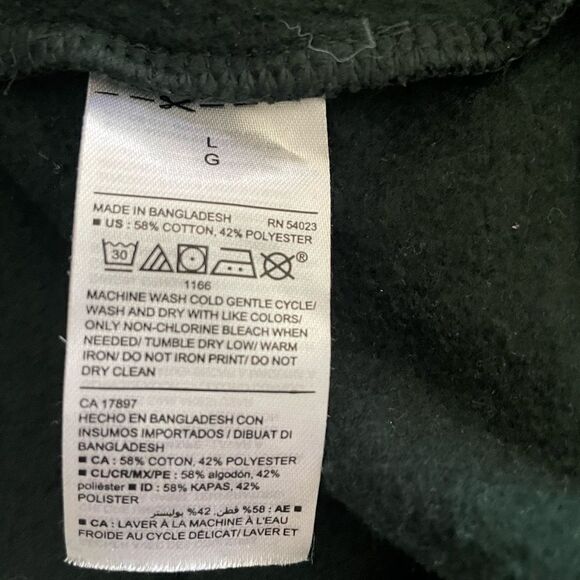Old Navy Unisex Green Sweatshirt W/ Red Station Wagon / Christmas Tree Size L - Picture 5 of 5